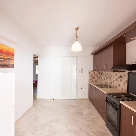 Elena Apartmán Athánion