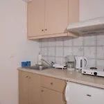 Elena * Atháni