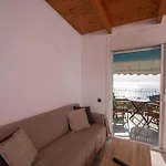 Elena Apartman *
