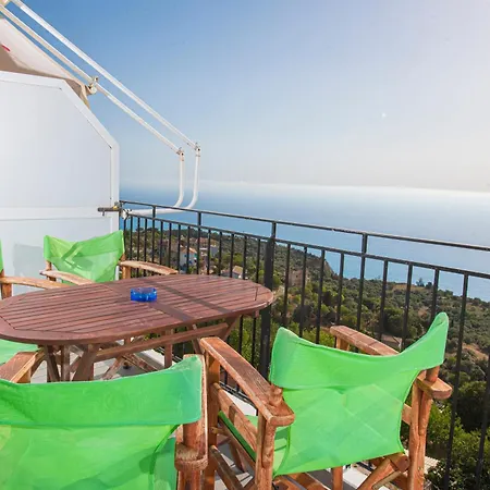 Apartament Elena Athánion