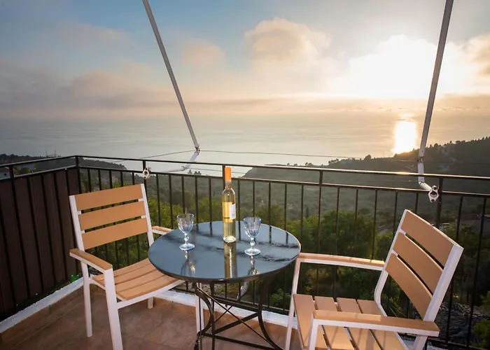 Elena Apartment Athánion